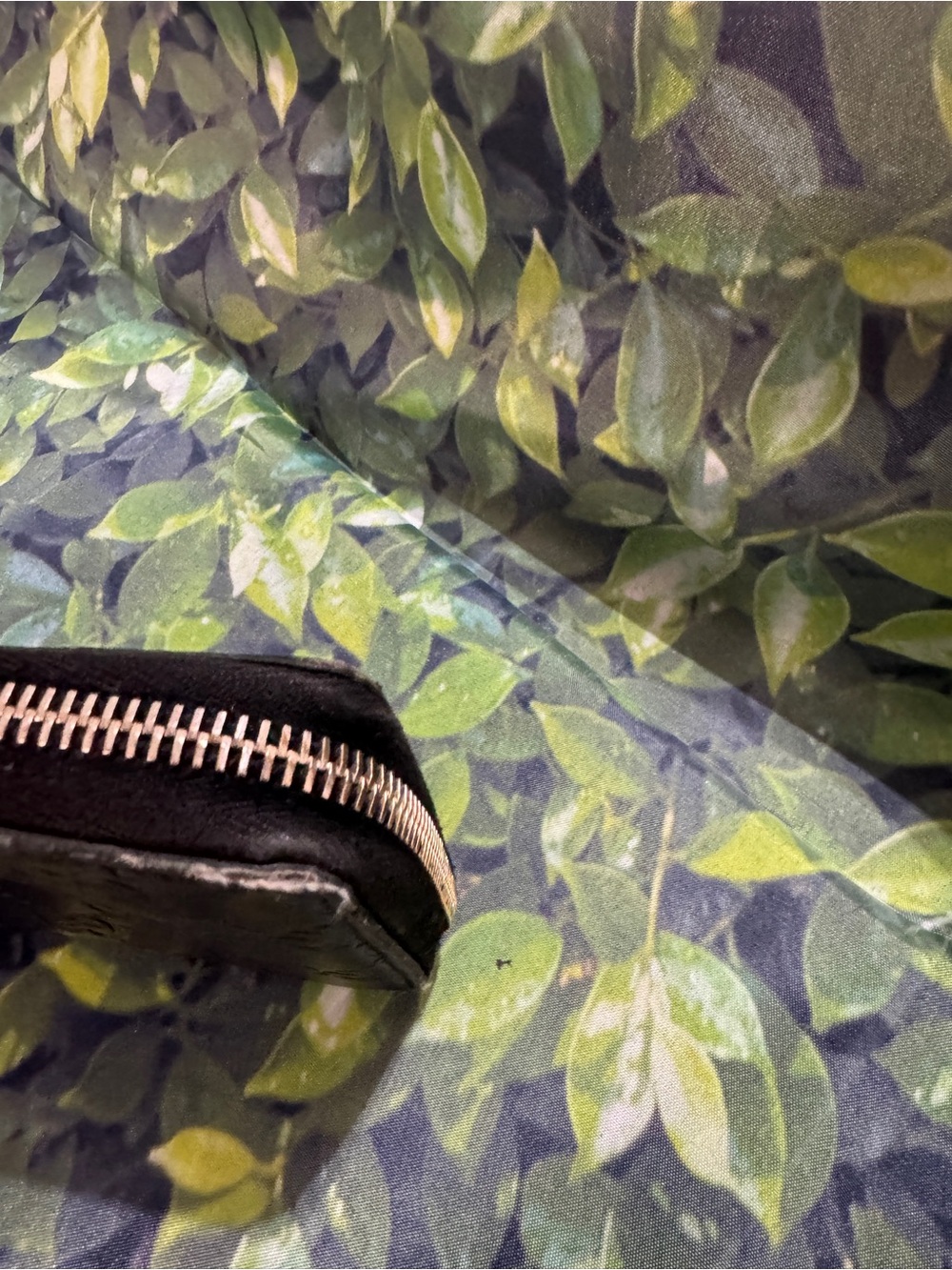Gucci Black Guccissima Leather Zip-Around Wallet - Picture 10 of 10
